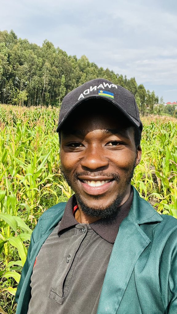 jcniyomugabo's tweet photo. Drop your picture when you’re in the farm. Let’s go. https://t.co/bkloym7FbN