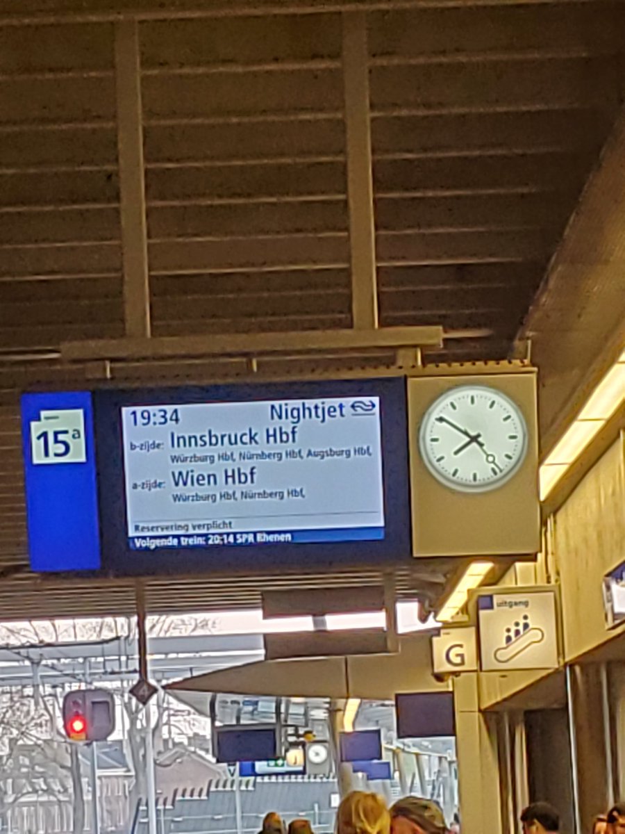ChrisRiess_'s tweet photo. Ready for my early #traintoegu. Looking forward to the #nighttrain experience and an interesting week in Vienna! https://t.co/gs9x2RrXhi