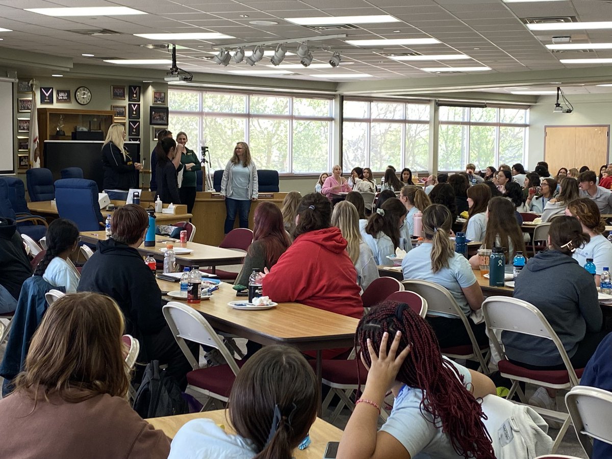 Brian Giovanini (@briangio3) on Twitter photo Enjoyed celebrating our students that were part of <a href="/204GYOT/">204 Grow Your Own Teachers</a> ..look forward to seeing them in future education careers Enjoyed celebrating our students that were part of <a href="/204GYOT/">204 Grow Your Own Teachers</a> ..look forward to seeing them in future education careers