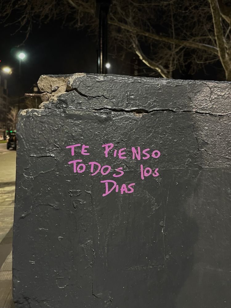 KCarterWriter's tweet photo. Así me pasa. https://t.co/BEkzbAQyTe