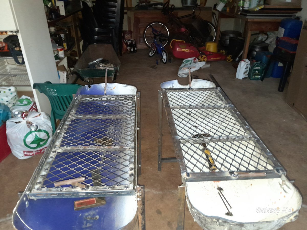 tebogo970227's tweet photo. Geyser braai stands under production https://t.co/WUlFRkFCtH
