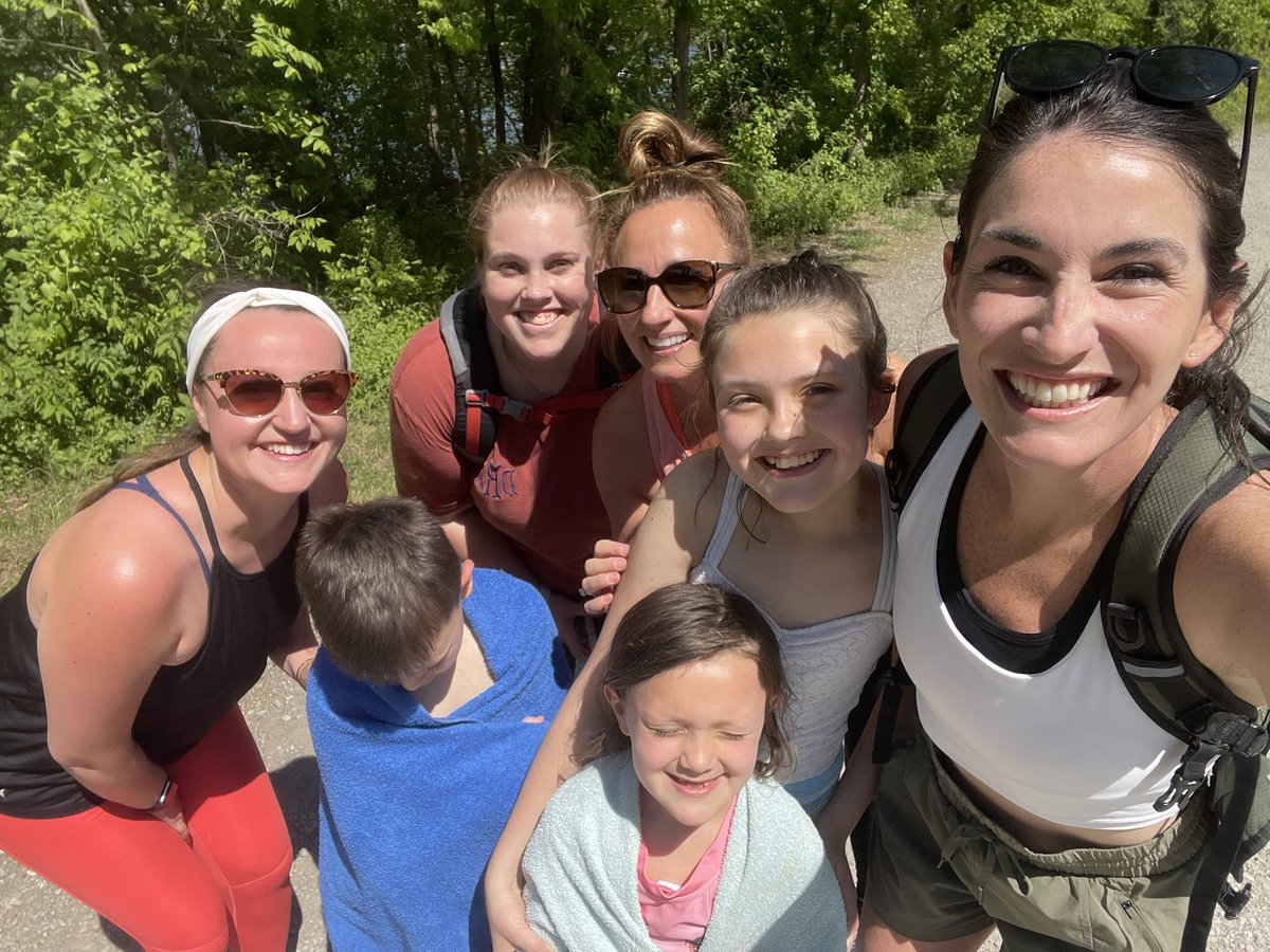 Claire Stiles tweet media