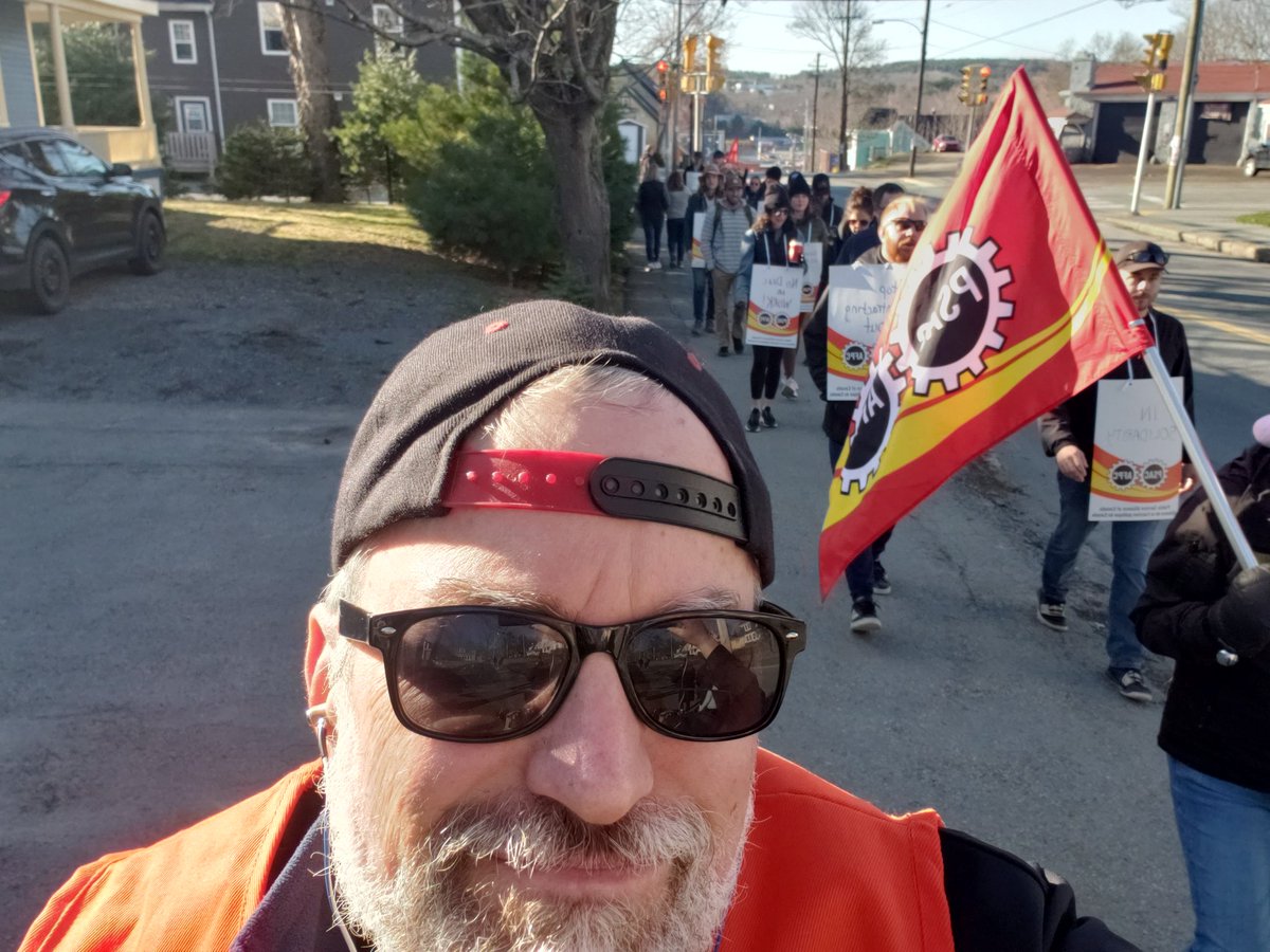 I'm a unionized public servant participating in a legal strike.- fighting for a fair contract.

Solidarity.

Enjoy your weekend.