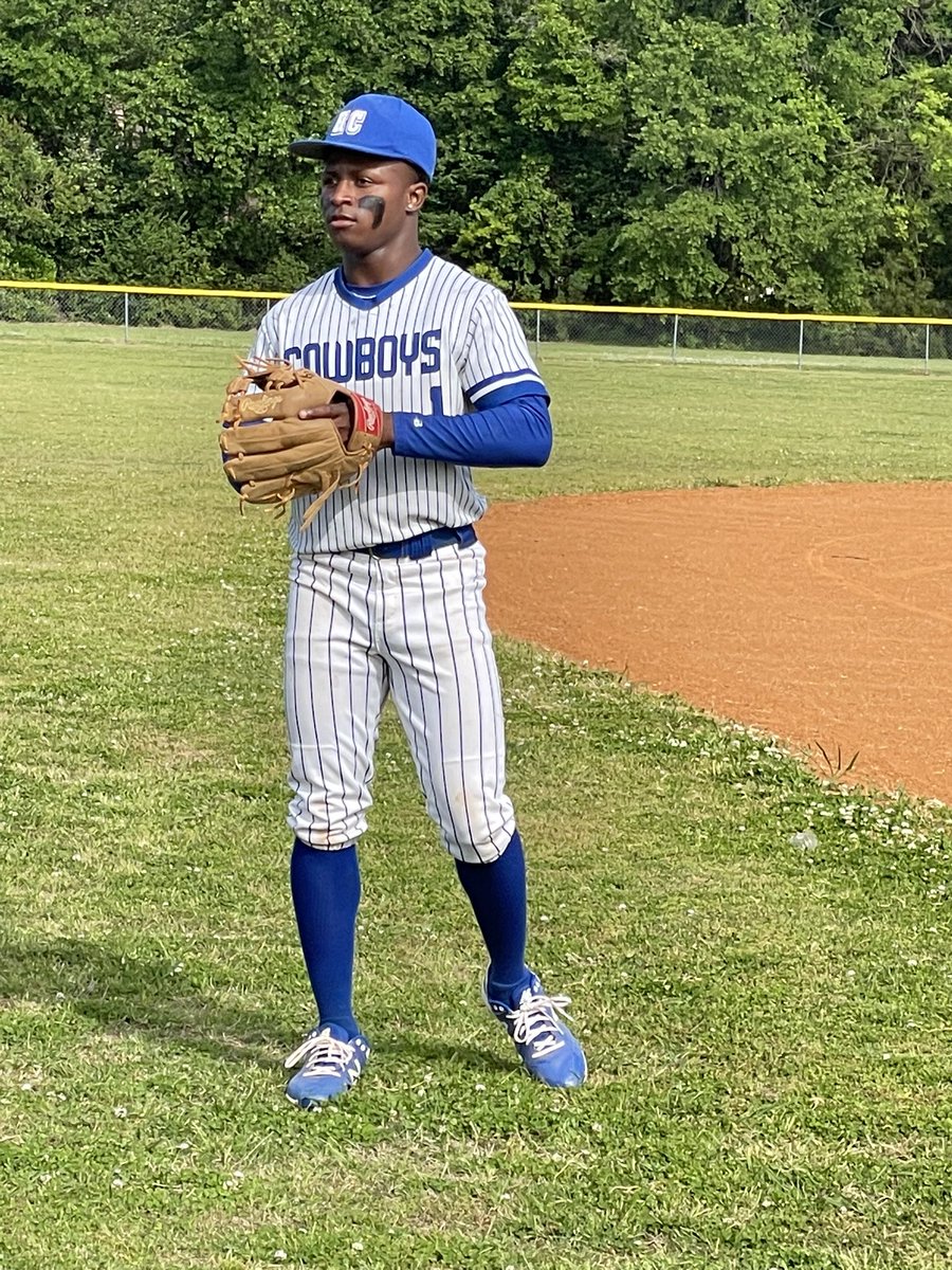Louis_James001's tweet photo. Finished my last regular season high school game yesterday🔒first playoff game Tuesday!only up from here!! .310 BA, 15RBI, 22 SB, .762 FPCT @tougaloobsball @JacobTobin12 @TopPreps @BaseballDown @hitting_mindset  @TrojanBB @BUncommitted @DeltaStateBSB @247SportsSouth https://t.co/BUGhJAjHyM