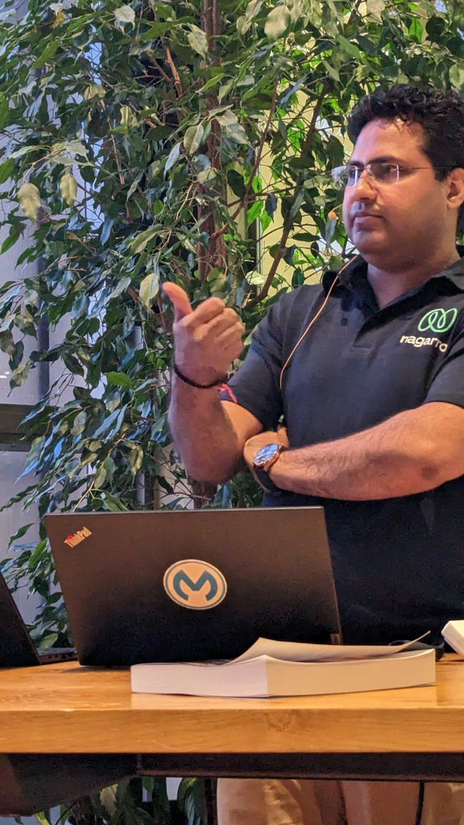 anush_2710's tweet photo. Honored to be a speaker at #london #mulesoftmeetup
@LonDevSFDC @salesforce @MuleSoft @MuleDev @MuleSoftStation #tech #TechNews https://t.co/wTejmklICo