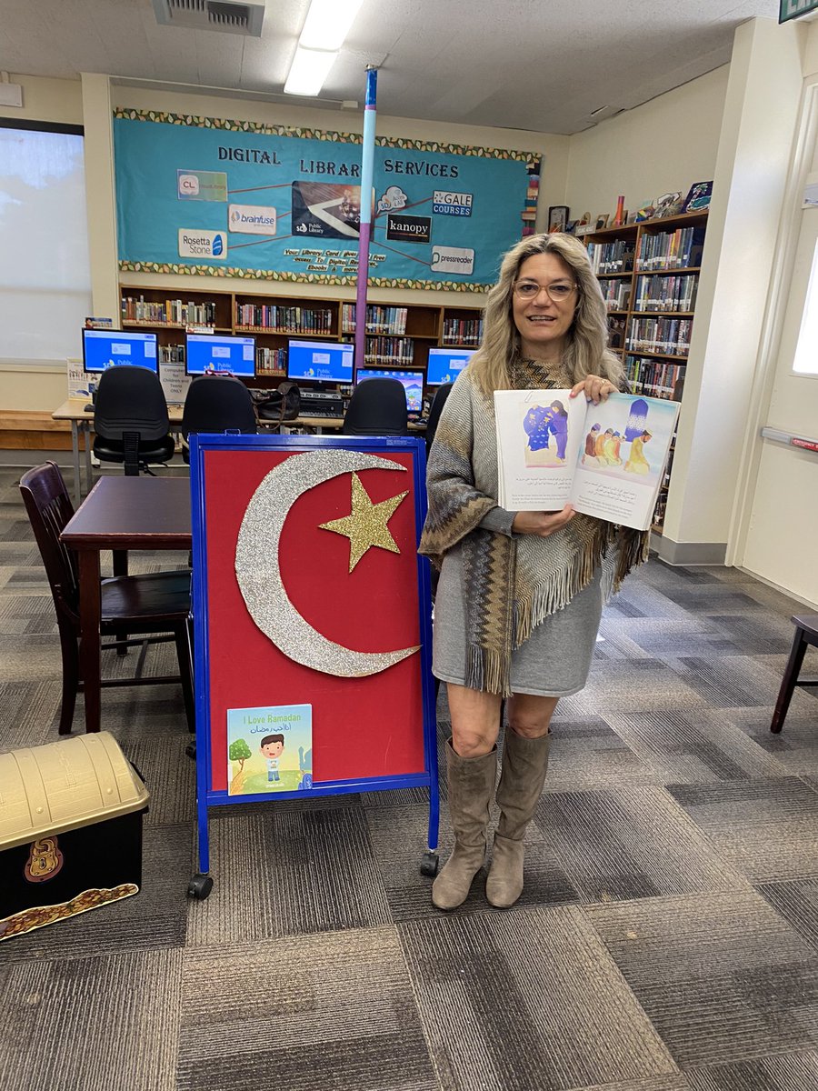 SDPublicLibrary's tweet photo. Happy #EidAlFitr!
Have you seen Ms. Zeina recently? Sheโs been holding special storytimes to celebrate #ArabAmericanHeritageMonth all over San Diego! Next one is happening April 27 at #KensingtonNormalHeightsLibrary! https://t.co/Y6xEMTkZkS https://t.co/Zd9DVo5ByA