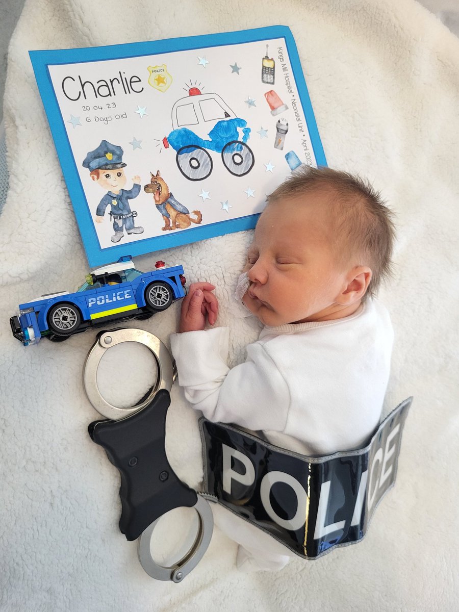 🚔 Neee Naww 🚔 When both parents work within the police force, there is only one thing to do...Here is our new recruit - Rookie PC Charlie, armed with an adorable and very appropriate footprint picture and his Daddy's police kit... Happy 7 days, Charlie!! Love From Nicu 💙 xxx