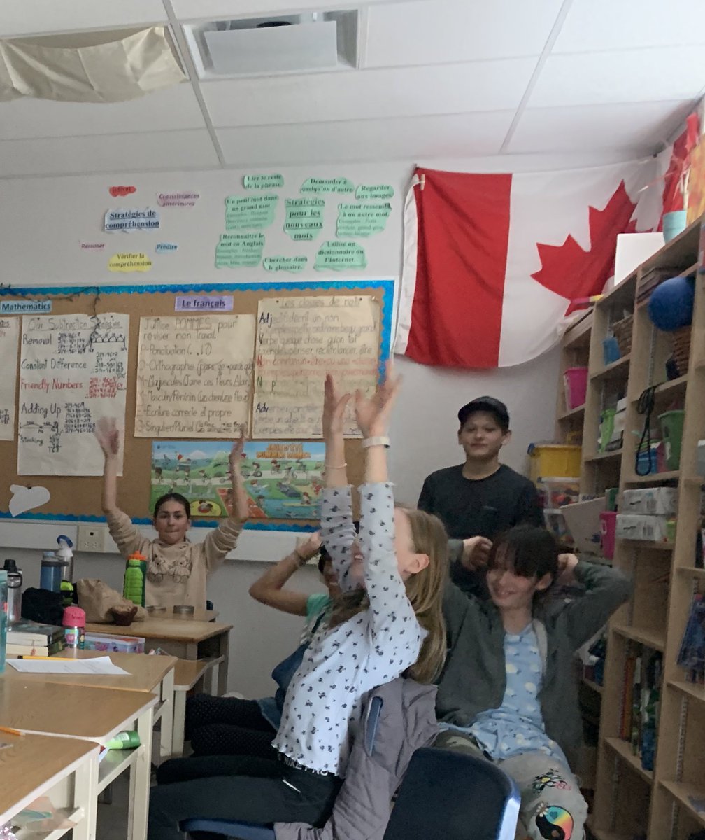 MrTimClement's tweet photo. On s’amuse pendant la présentation virtuelle de @nationalballet aujourd’hui. Our class enjoyed getting into some dance movements during the National Ballet of Canada’s YOU Dance event today. @ArdaghBluffsPS #YOUDance https://t.co/RRRPGOkyal