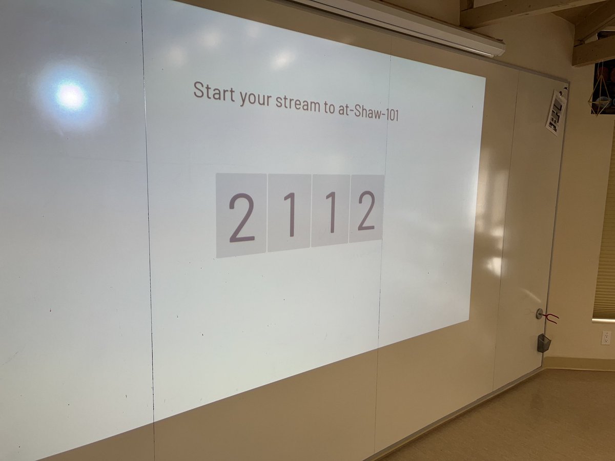 DarrinAustin1's tweet photo. ⁦@rushtheband⁩ turned on my class projector today and got this! https://t.co/Qj0FNjGuqw