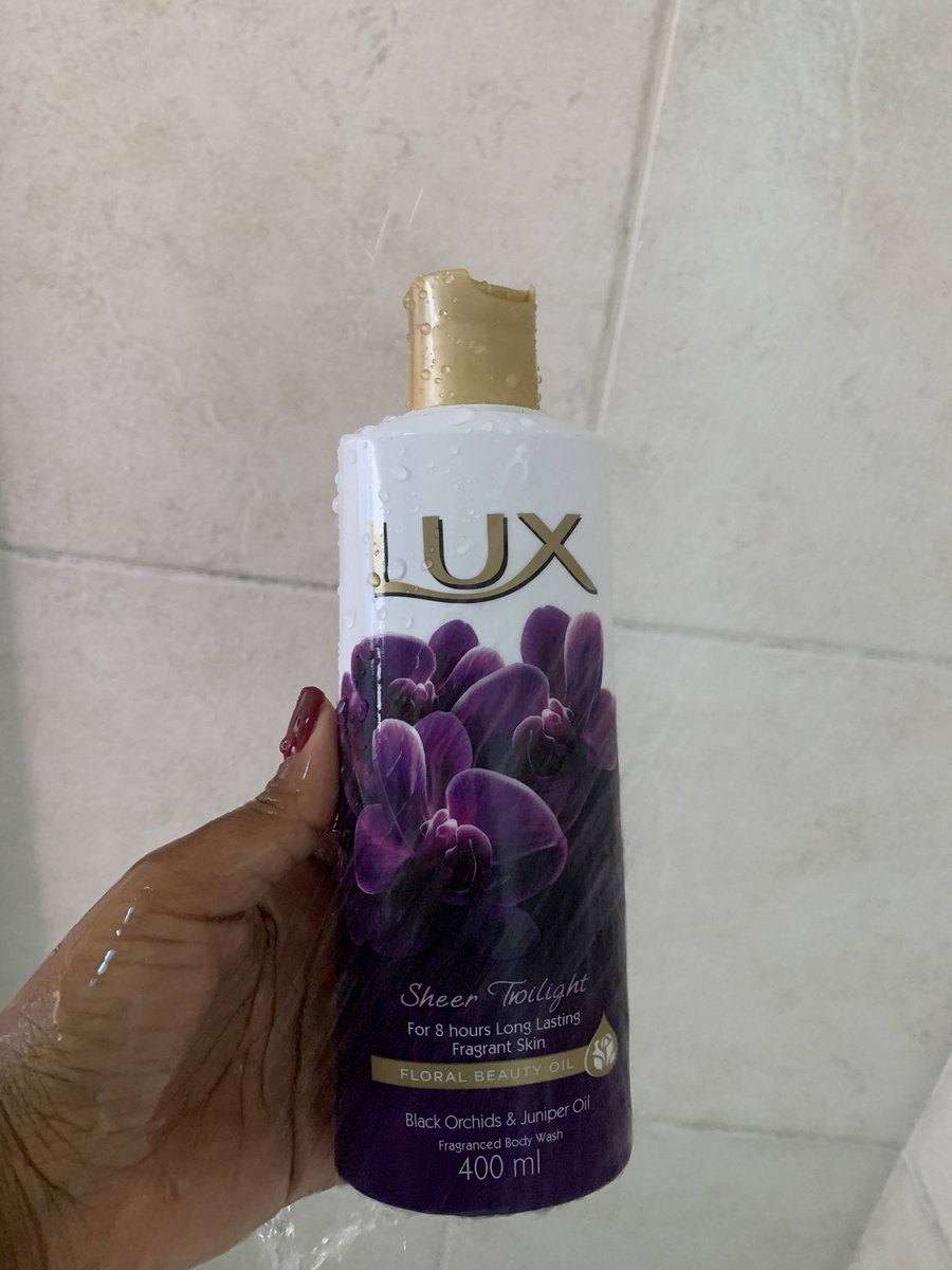 What’s the one product you randomly found and now you are hoooooooked? 

I’ll start. … guys this shower gel? Smells like every single thing will be okay 🤌🏾 

What’s your random find? #GirlTalkZA
