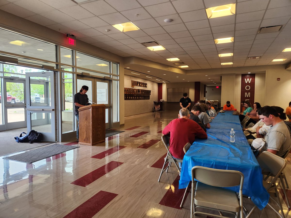 Thank you to all our co-op employers for providing workplace opportunities for these students! #RedBud132 #RBHSCoop