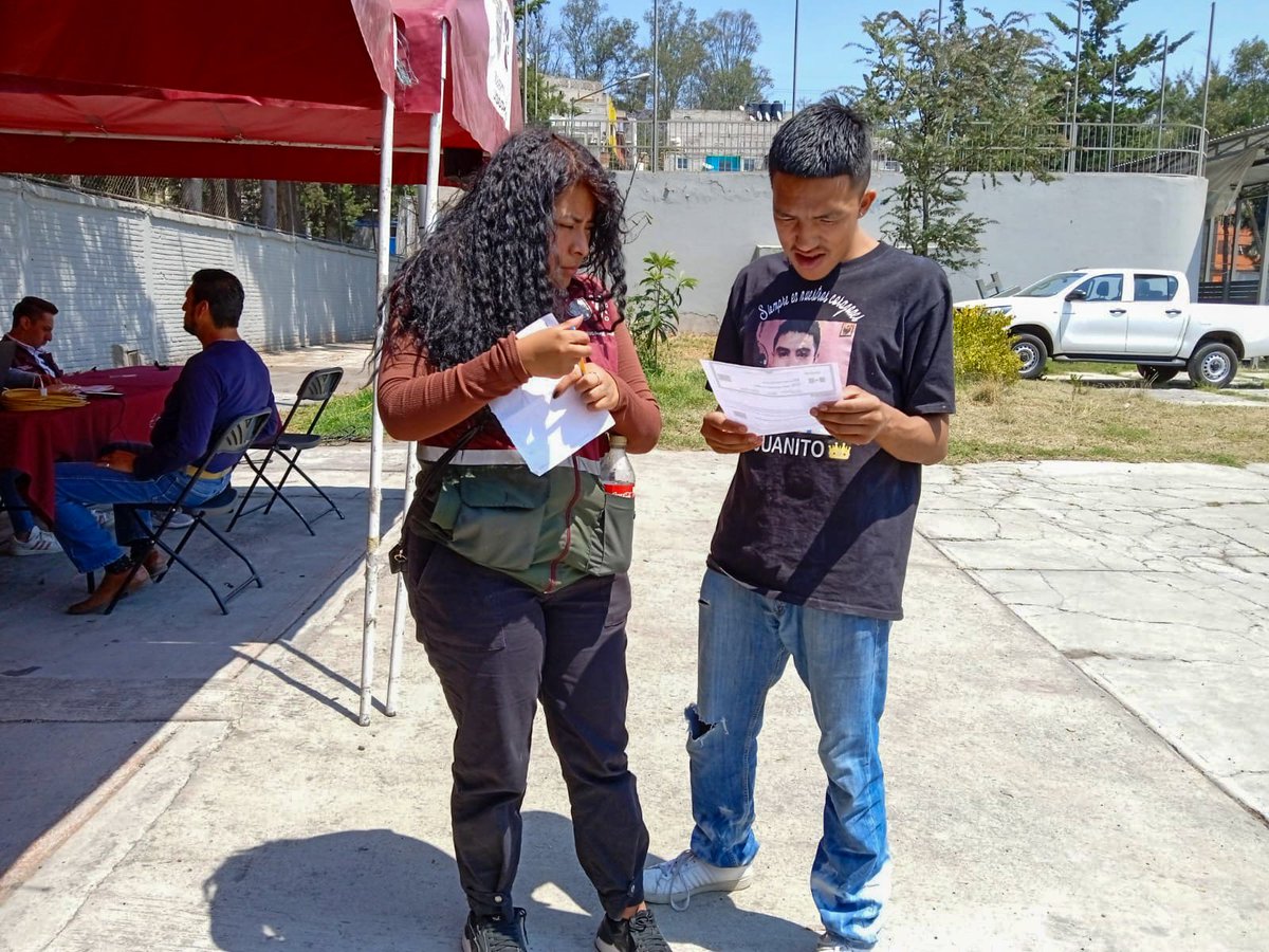 AO_CasaDeGob's tweet photo. #FeriaDelBienestar colonia #ElCapulin
Apliacación de vacunas, servicios legales, registro civil...
Aún tienen tiempo de solicitar los servicios GRATUITOS que se proporcionan en la #FeriaDelBienestar estaremos hasta las 14:00hrs
¡Los esperamos!
@GobCDMX
@CDMX_SIBISO https://t.co/OiFY0s7Vxx