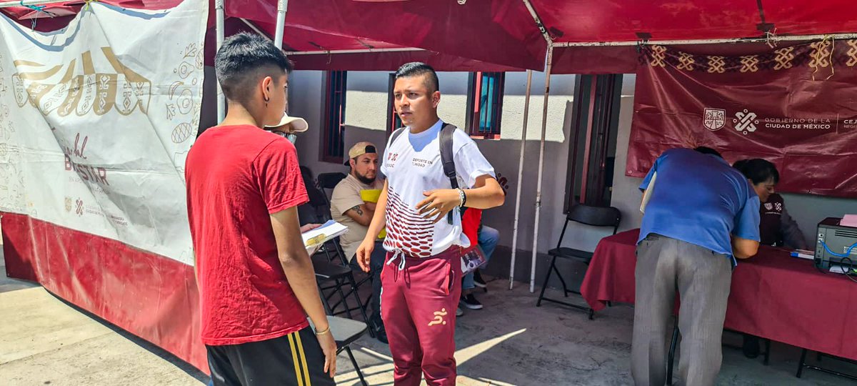 AO_CasaDeGob's tweet photo. #FeriaDelBienestar colonia #ElCapulin
Apliacación de vacunas, servicios legales, registro civil...
Aún tienen tiempo de solicitar los servicios GRATUITOS que se proporcionan en la #FeriaDelBienestar estaremos hasta las 14:00hrs
¡Los esperamos!
@GobCDMX
@CDMX_SIBISO https://t.co/OiFY0s7Vxx