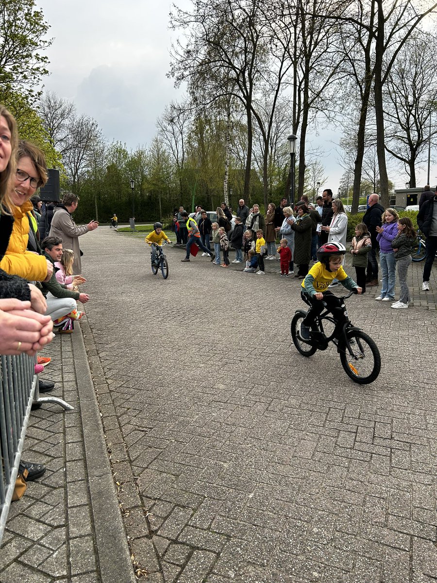 Jan van Arckel tweet media