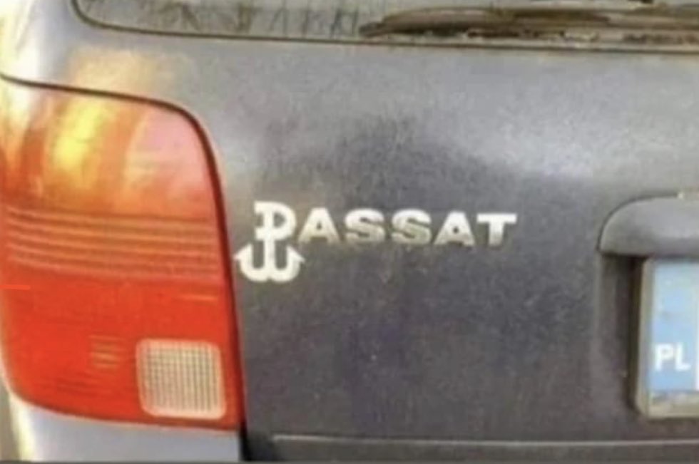 FuQg14iWIBceI2S?format=jpg&name=medium