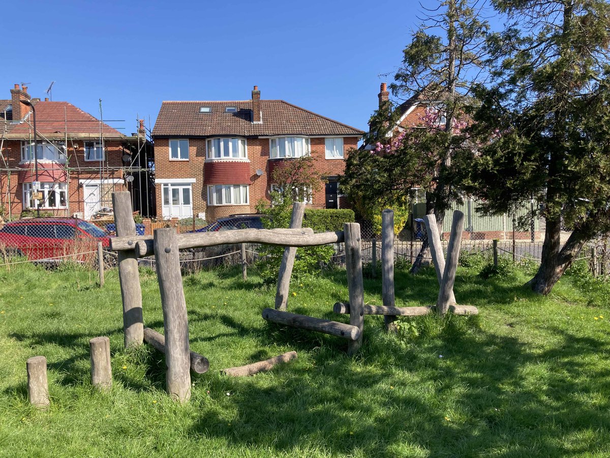Friars Gardens is a fabulous place for children to play with a naturalistic adventure trail through the community garden including a balancing beam, rope bridge, stepping posts and rocks #friarsgardens #acton #communitygarden #w3 #citygarden #openspace #park #greenspace #garden