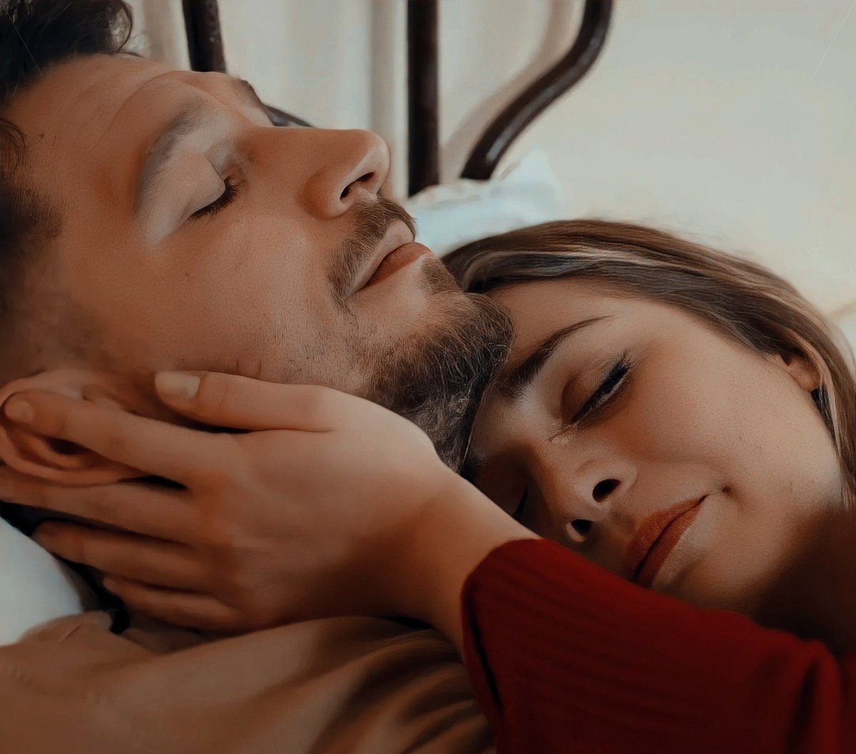 _aslaz_x's tweet photo. onları asla unutamam...💔
#DenizIşın #UrazKaygılaroğlu #SahGed https://t.co/fT9OSit8Rx