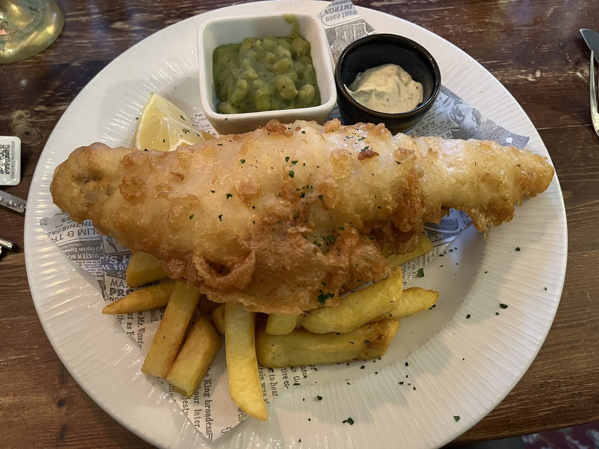 ExcelleMagazine's tweet photo. Have you visited @scottsarms recently? We had a fab meal there. If you are looking for somewhere local and friendly that serves good quality pub food this weekend then it’s definitely worth a visit. https://t.co/X6qahtHPu8