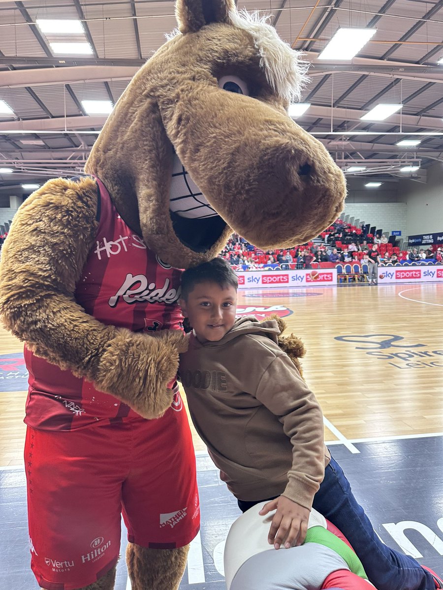 FundingAmbition's tweet photo. @RidersBball @RainbowsHospice #bestseatinthehouse https://t.co/fz8Y3eEyaI