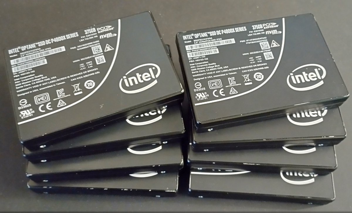 Today a batch of #Intel #optane demo drives has arrived as part of the @vExpert #homelab program.
Many thanks @vCommunityGuy and @intel for making this possible.
#vexpert