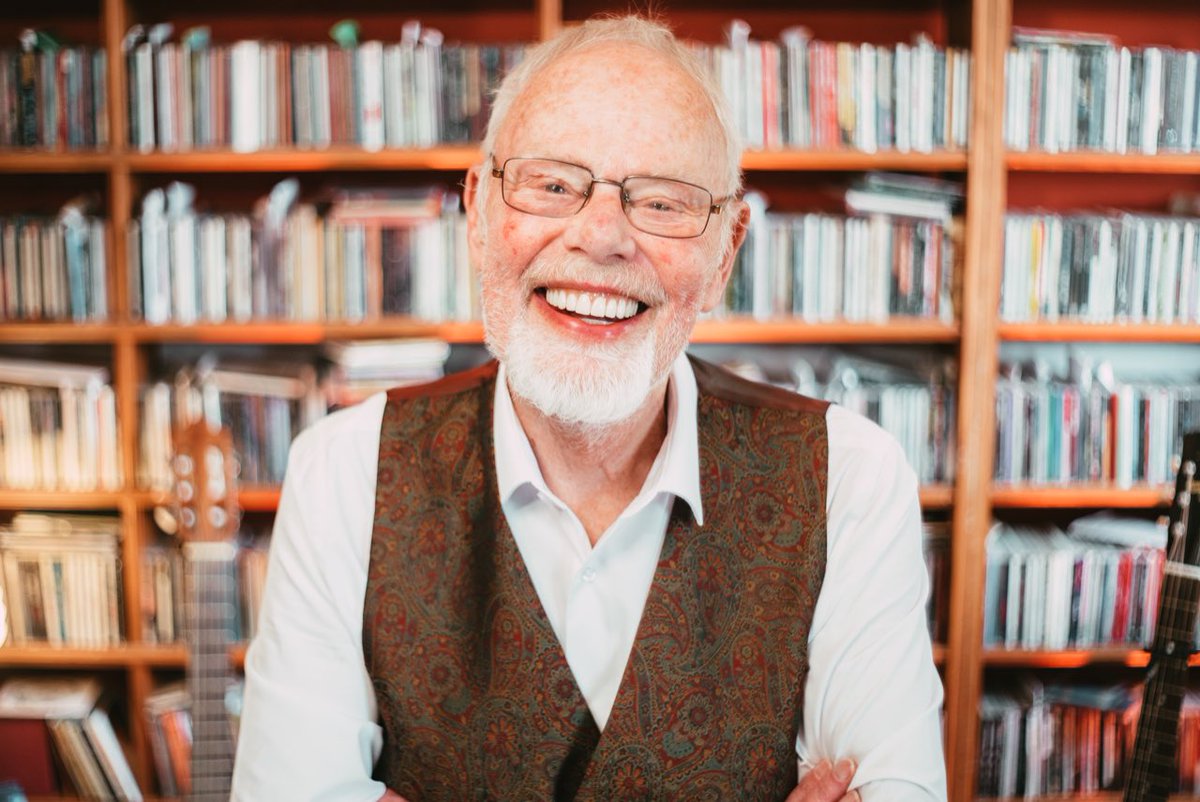 MrWishyWashy's tweet photo. Wow, just wow. @WhisperingBob and #ColinHall present โThe Songs The Beatles Gave Awayโ. They are dropping off @17Nineteen in #Sunderland on 24.06.23. Tickets via https://t.co/CSmXsywnIi @thebeatles @BooksBeatles @beatlesstory @BeatlesNews @beatlesbible @SunderlandEcho https://t.co/dS0sNsqYao