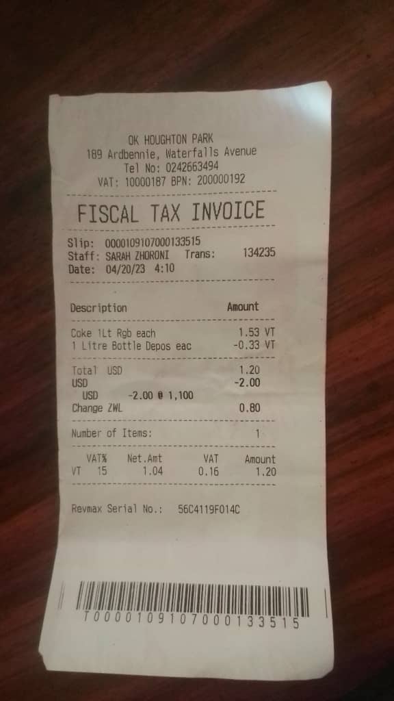 @OKZimbabwe @DeltaCorpZim @happ_zenge @ZNCCNational @czionline @ReserveBankZIM @ETimesZw 

i) a week ago $1 could buy a litre of coke with change in Zwl
ii) It has gone up and the shop authorities are citing an increase in Zwl causing an rise in American dollar pricing..