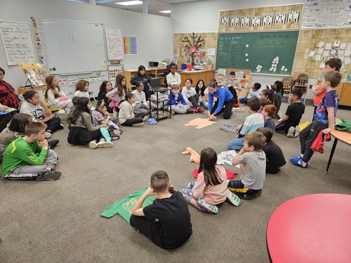 HJLassaline's tweet photo. Miss Valente's grade 5/6 class worked with Mrs. Stancek's grade 1/2 students and taught them how to make reusable bags out of old t-shirts.
#earthday2023
#developmentandpeace https://t.co/7LUblkvjGa