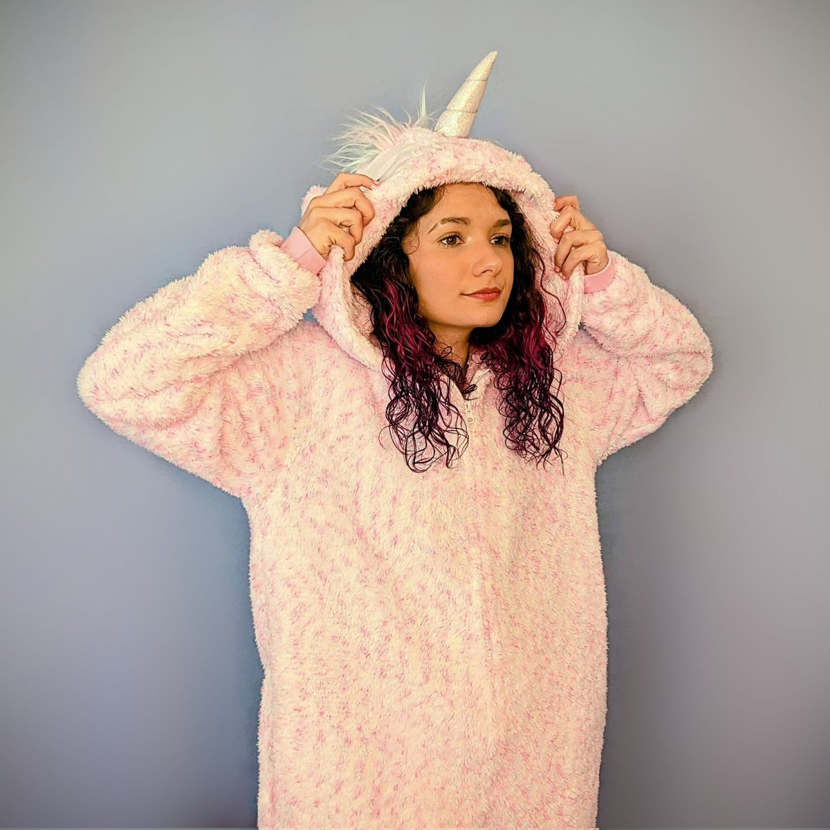 Thank you so much to <a href="/NatalieOsborne7/">Natalie Osborne</a> at <a href="/SusyRadio/">Susy Radio</a> for playing "inner child"!! I'm so excited!! 
#radio #newmusicfriday #singersongwriter #innerchild