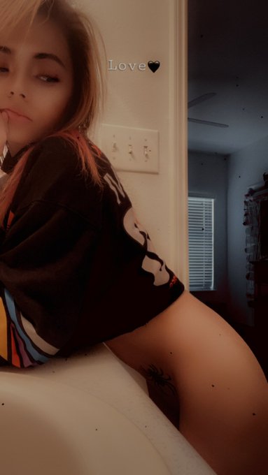 🫠🫣 https://t.co/vkTKxLDPFl