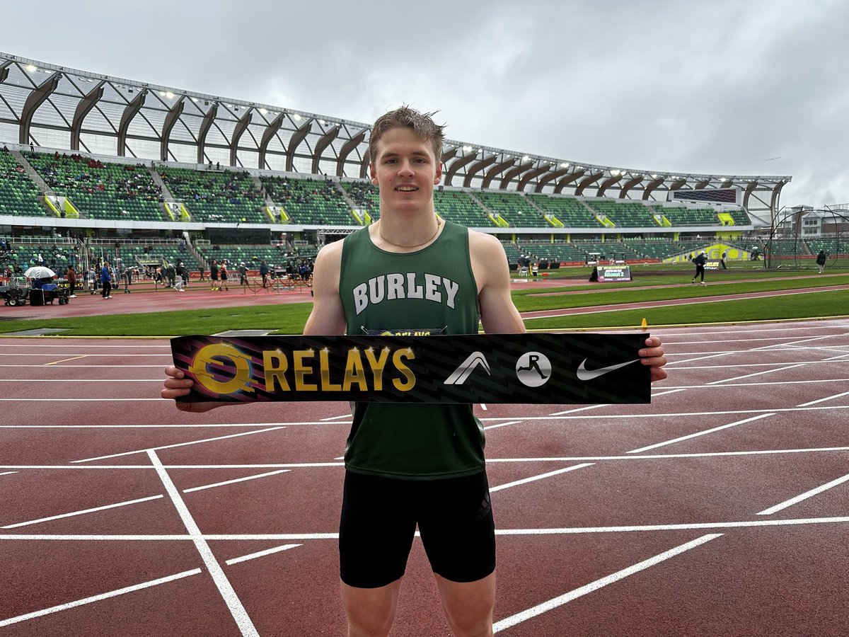 .<a href="/oregonfootball/">Oregon Football</a> recruit <a href="/BairGatlin/">Gatlin Bair</a> is FAST

Just won the 200m at <a href="/oregonrelays/">oregonrelays</a> at 20.83 (PR) 

Hear from the fastest high schooler in Idaho later tonight #LiveOnKVAL