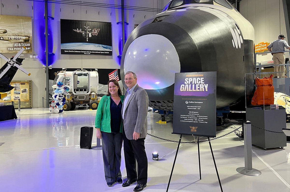SpaceZEcom's tweet photo. Shuttle simulators and astronaut artifacts featured in new Lone Star 'Space Gallery'!
-
https://t.co/hACRRYAHub
-
-
-
#Space #spaceze #nasa #spaceship #spacex #spacestation #universe #astronomy #museum #astronaut #spacegallery #astronaut #stars #spaceshuttle #explore https://t.co/0zIQ4Z9OVh