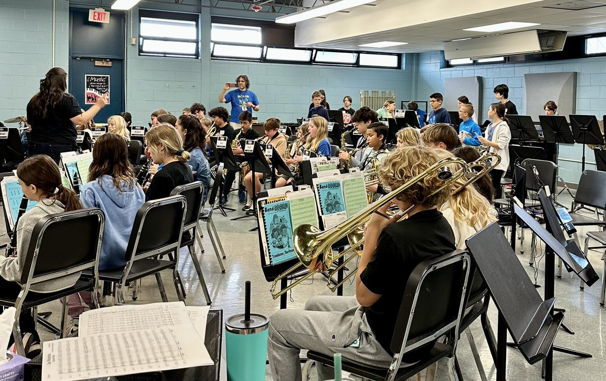 Flyer Fine Arts tweet media