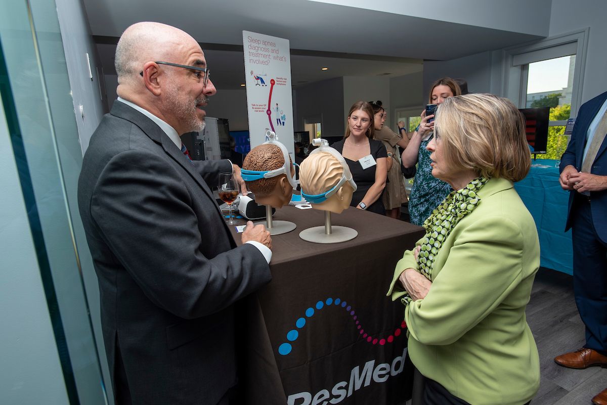 amanda_vonleer's tweet image. Just wrapped a great week in DC including our exhibit at @CTATech #CESontheHill during #CTATechWeek with @ResMed CMO @CNunezMD. Thanks to @RepMMM for stopping by and discussing our data-driven technologies that keep people out of the hospital and living their best lives!