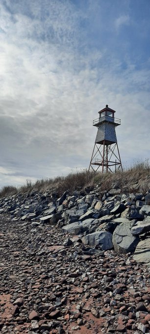 Some cool pics of an old lighthouse in Nova Scotia ft. bae @K1lowaTT 🤩  . . . ♡ &bull; atlantic ocean &bull; beach<a href="/tag/drinks"class="tags"><span>#drinks</span></a>