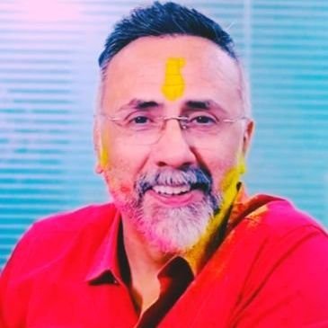 ShoaibIND's tweet photo. Eid Mubarak... #EidUlFitr! ❤️🤲🤝
Pray for everyone’s well being, happiness, safety &amp; prosperity. 🙏 https://t.co/rG3bPpuCEK