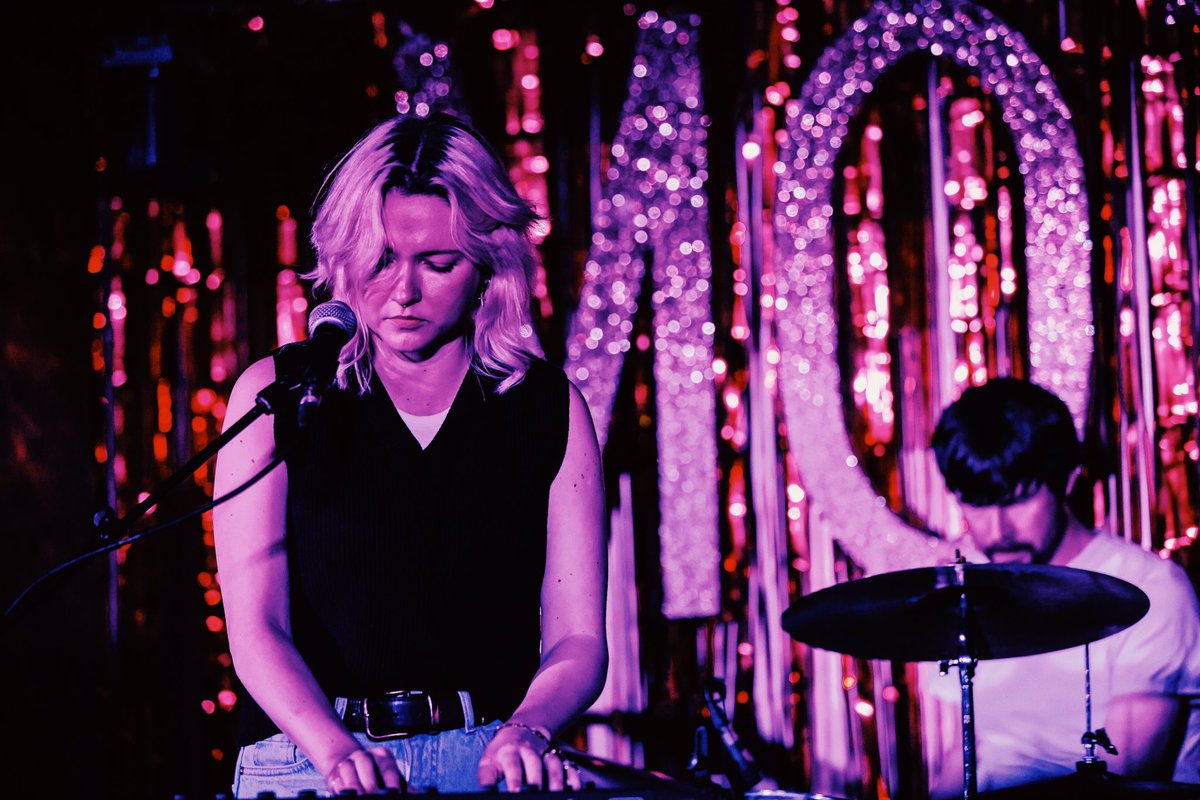 fleurneale's tweet photo. We had a terrific night at the @Moth_Club in London on Tuesday with Irish artist @ailbhereddy. It was a treat to hear tunes from her two records (Personal History and Endless Affair) with a full band. Go & have a listen folkaroonies #ailbhereddy #mothclub #endlessaffair https://t.co/UwBDp9np96