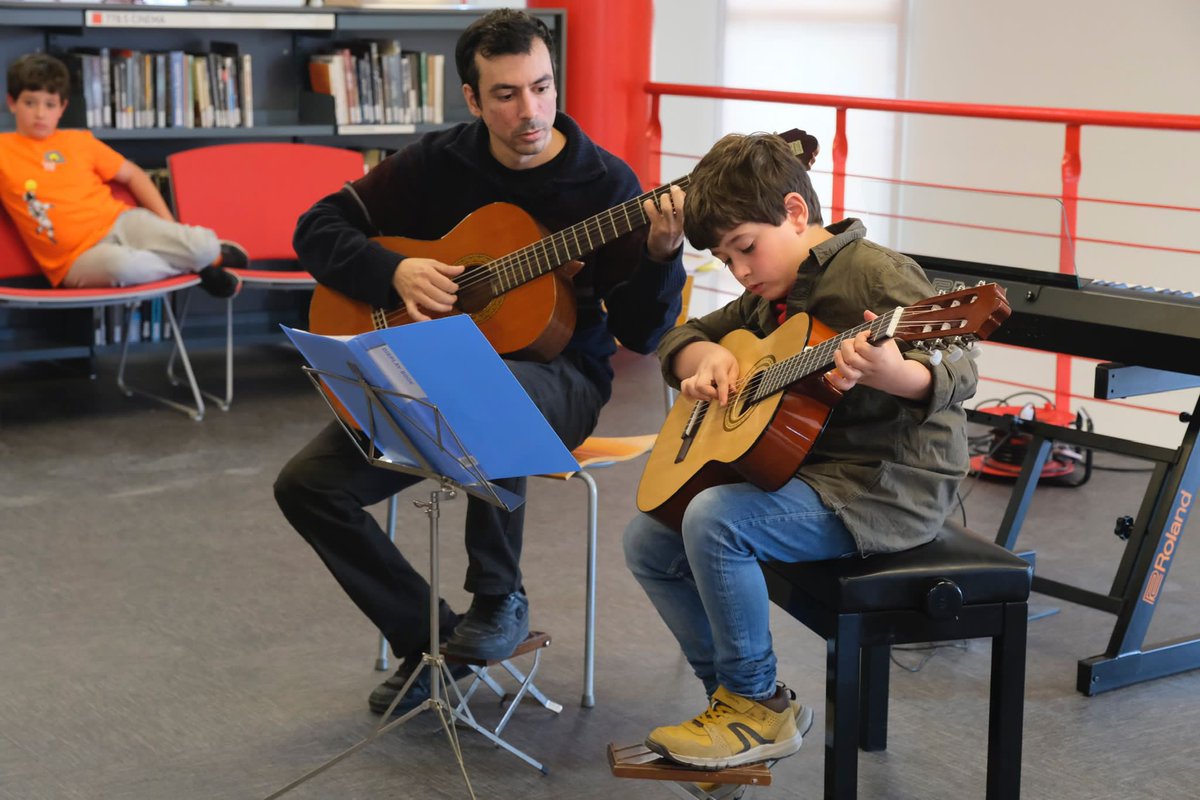 #CulturaSJD 🎶 Una tarda molt musical a les biblioteques de #SantJoanDespí amb les audicions de l'alumnat de l'Escola de Música Enric Granados <a href="/EMEG_SJD/">Escola de Música Enric Granados</a>
