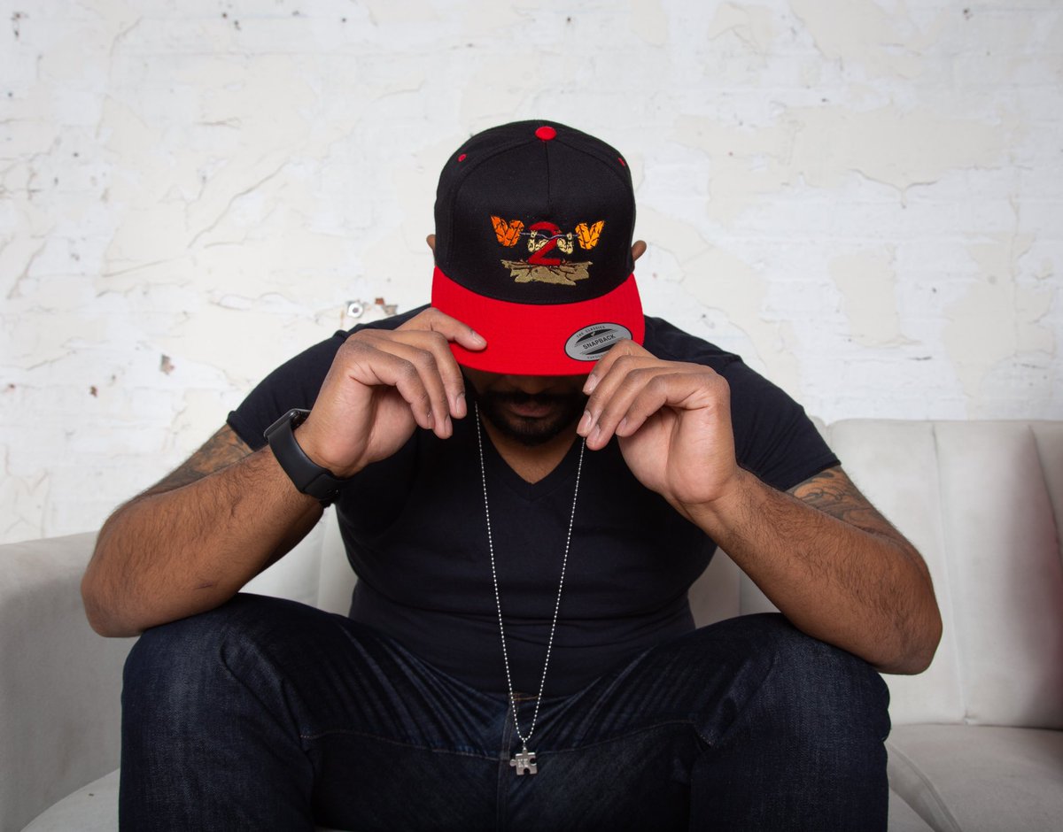 V2Versa13's tweet image. SnapBack!!! #V2V #snapback