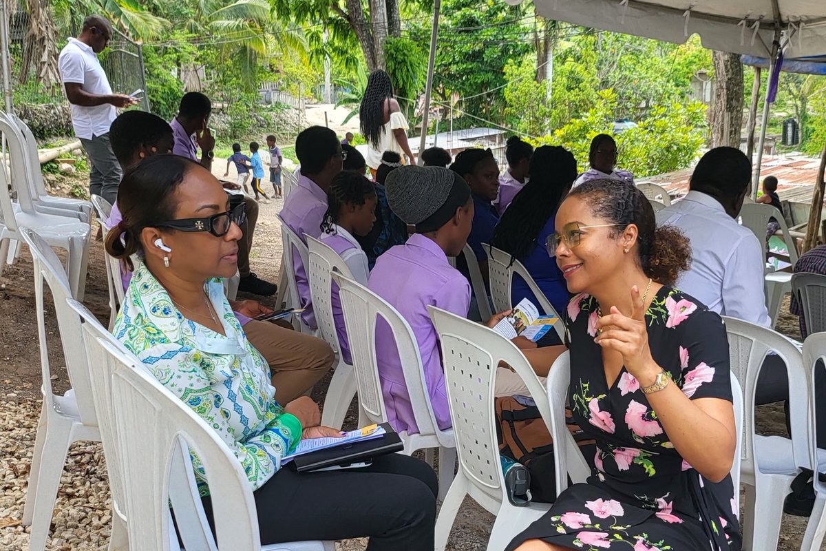 MalahooForteMP's tweet photo. #ConstituencyHappenings #StJamesWestCentral #TuckerHill #CommunityWifiLaunch| Partnering with @usfjamaica to provide free broadband connectivity to the digital highway. #FreeInternetAccess for students and other residents in remote areas. #BetterPolicies #BetterOutcomes https://t.co/VRy0pVEa4a