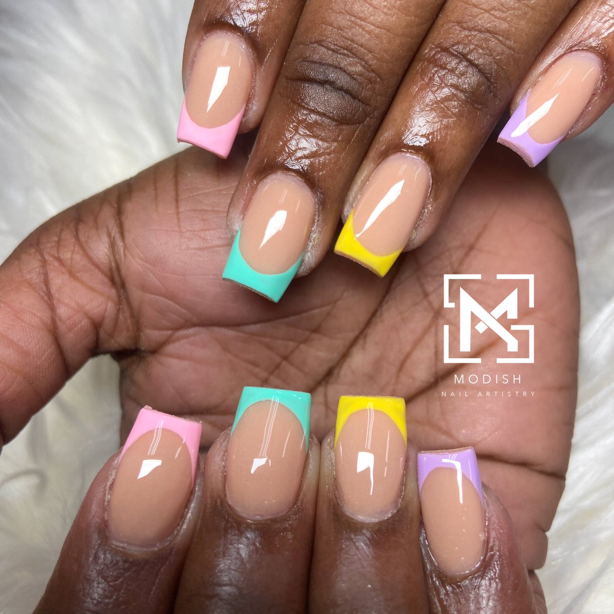 modishbahamas's tweet photo. French tips for the Spring season 🌸🌼 https://t.co/cA8RM33s1E