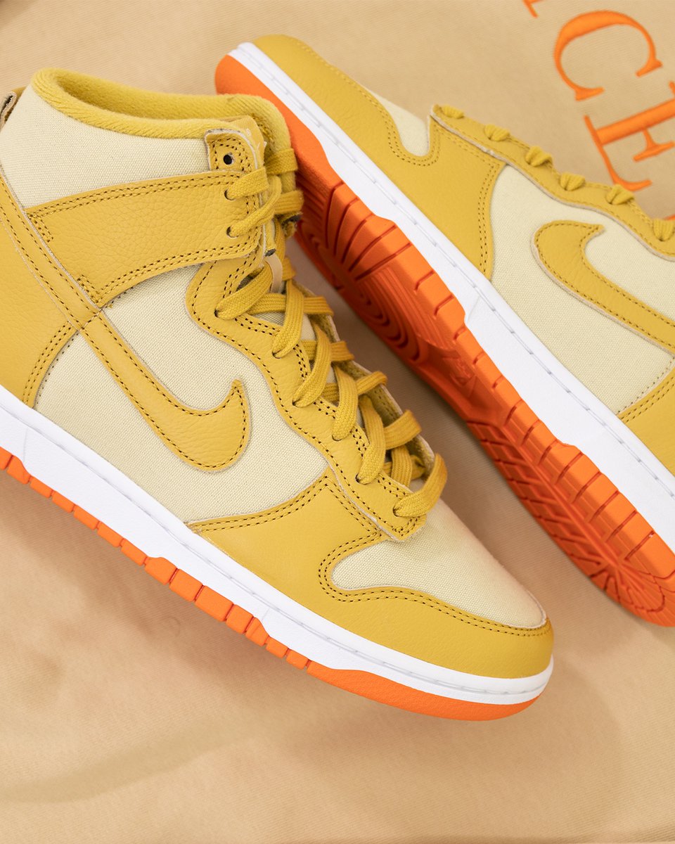 topsnbottomsusa's tweet photo. Step up your shoe game with the bold and striking Nike Dunk High Wheat Gold Safety Orange 👟🔥 Designed to make a statement, this sneaker is perfect for adding some flair to any outfit 💥
#Nike #DunkHigh #WheatGold #SafetyOrange #SneakerGame #kicksonfire #topsandbottoms https://t.co/RIjBwru1Ss