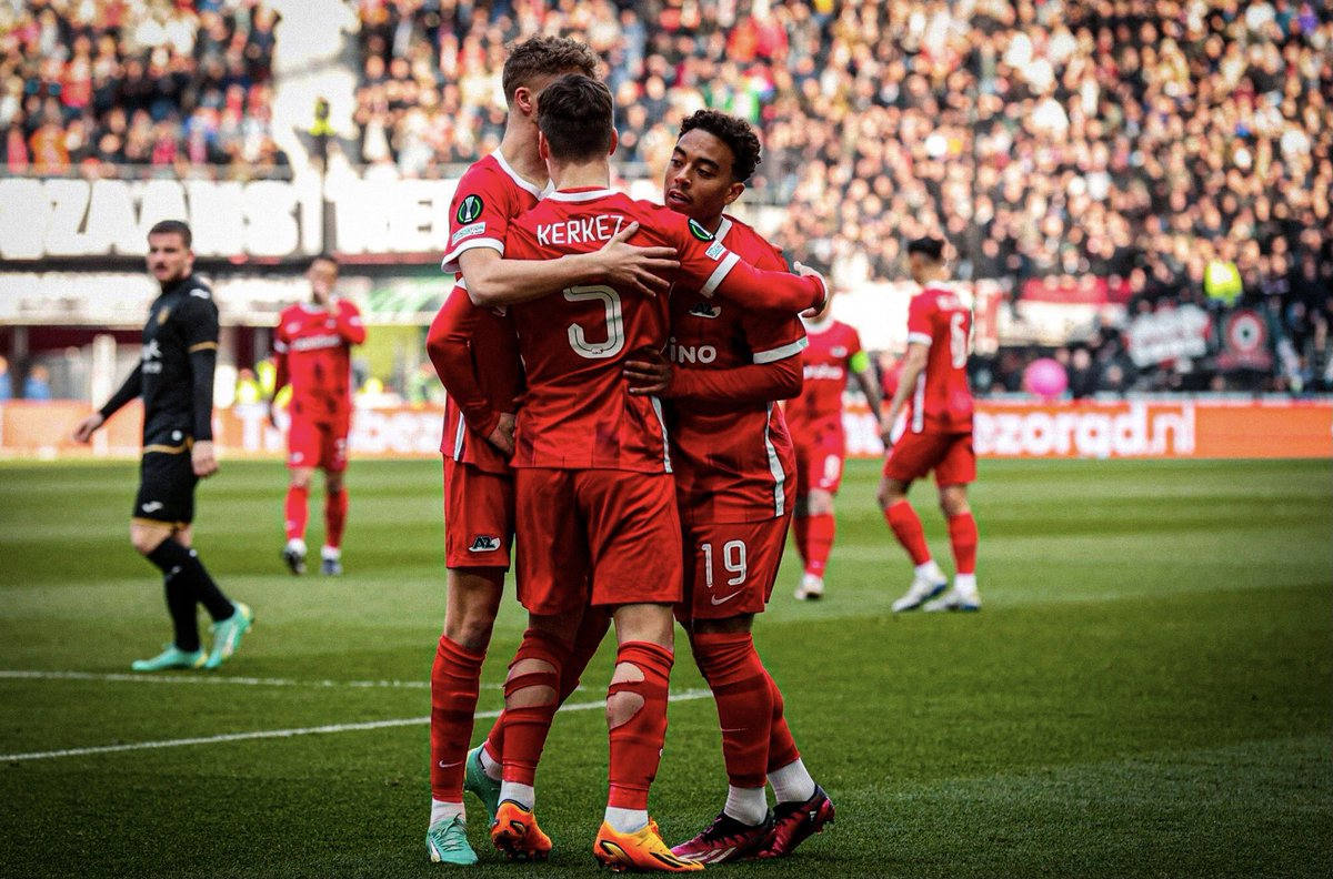 voshans's tweet image. Victorie van #Alkmaar…
(Foto’s Getty) #AZAND #UECL #AZ
#AZAlkmaar #ConferenceLeague