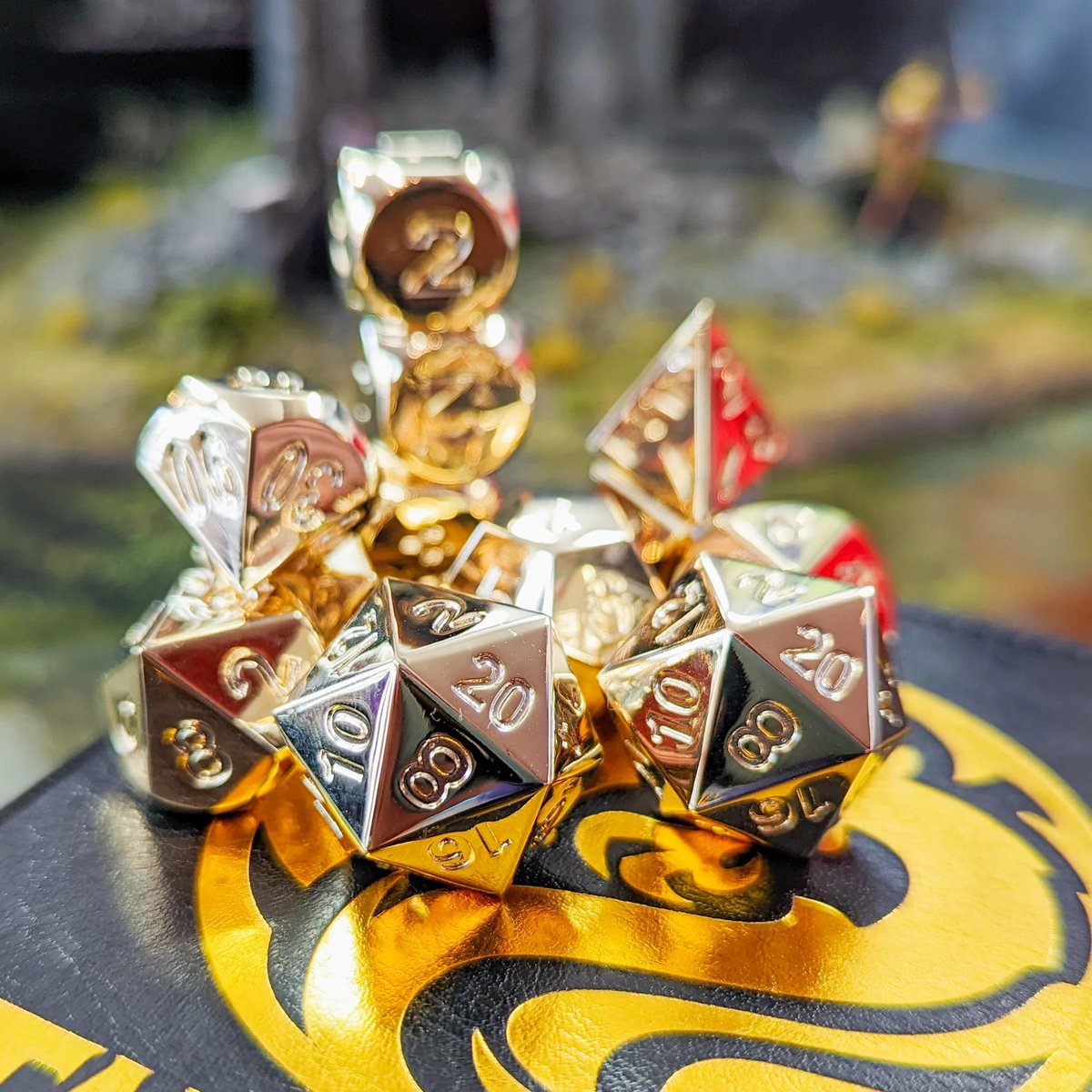 Are you enjoying the #ActualPlayUK live stream? I know we are! 

Like and retweet this tweet to be in with the chance of winning a set of 24k Gold Tamarand dice from our #sponsor <a href="/DnDiceUK/">DnDice</a> 

#livestream #ttrpg #dnd
