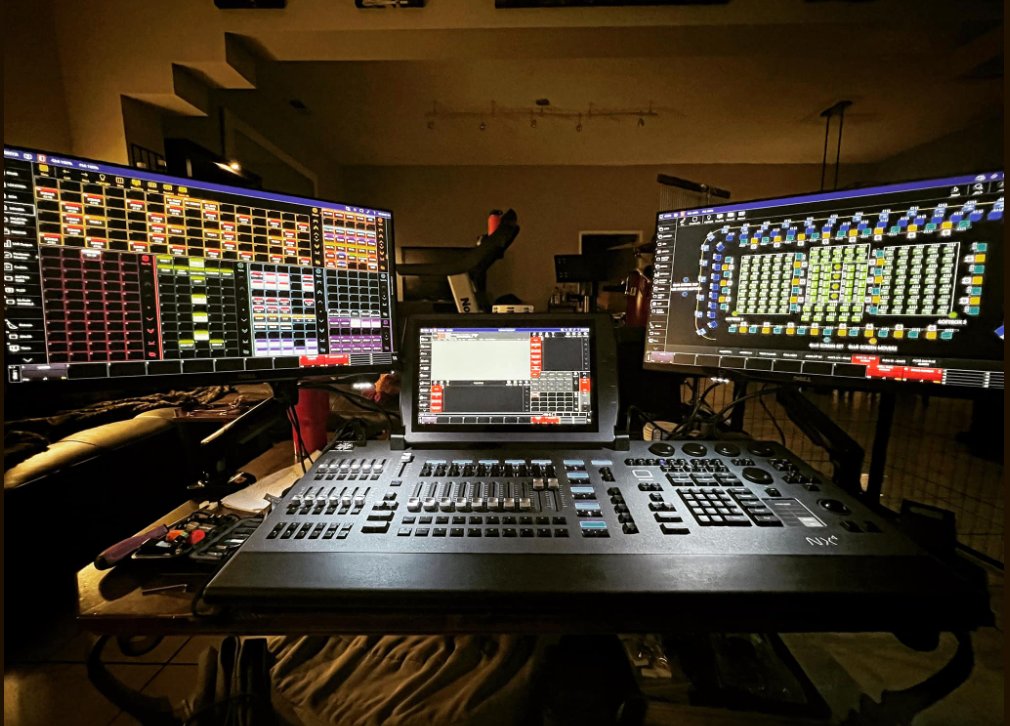 ControlObsidian's tweet image. @Phil Shearer sharing his NX4 set up! Thanks for sharing how you make your vision come to life with this powerful tool! 

#obsidiancontrol #obsidiancontrolsystems #repost