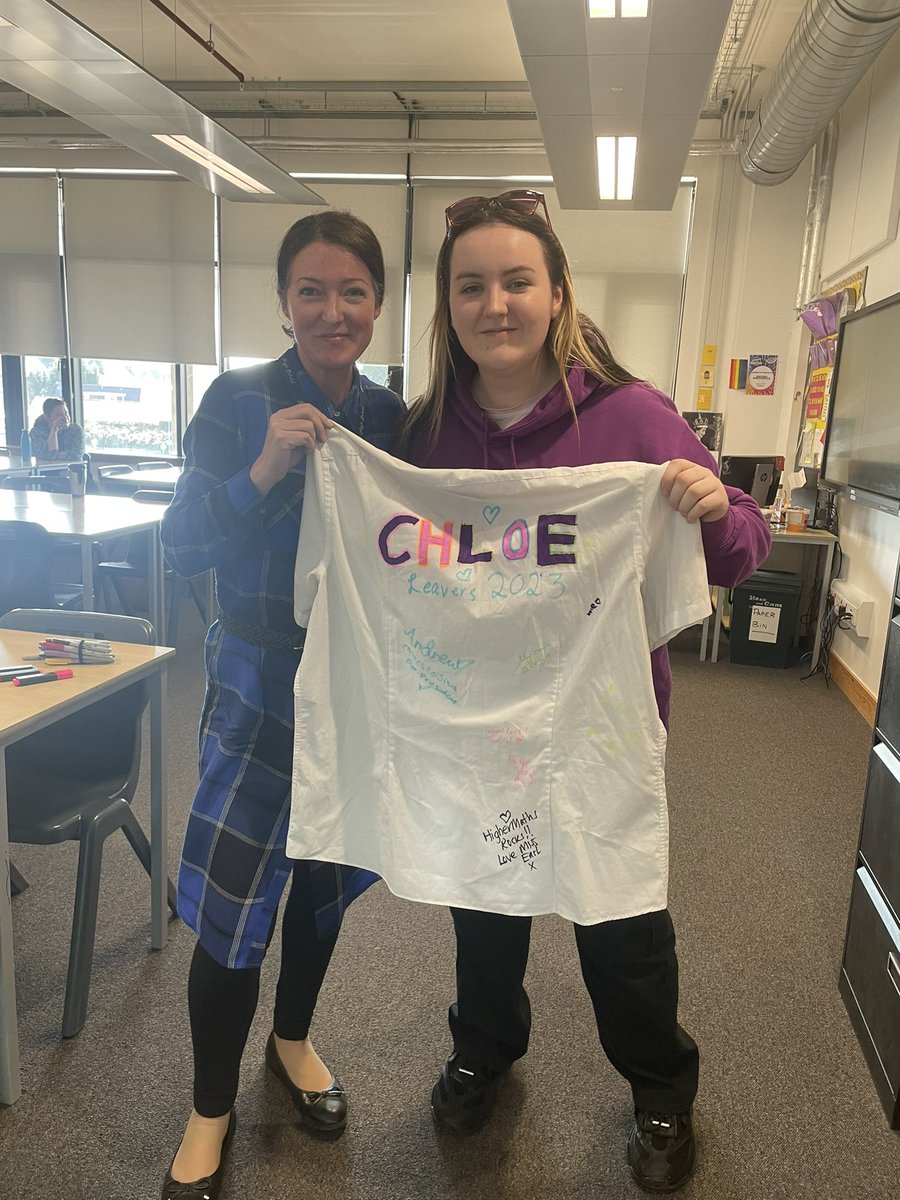 CECE__500's tweet photo. The final day @Greenfaulds_HS and it was amazing, from breakfast to ice cream to S6 slosh to the final walkround what a day it was! Finally finished high school! Let’s see what happens now! https://t.co/91R5pSpSpc