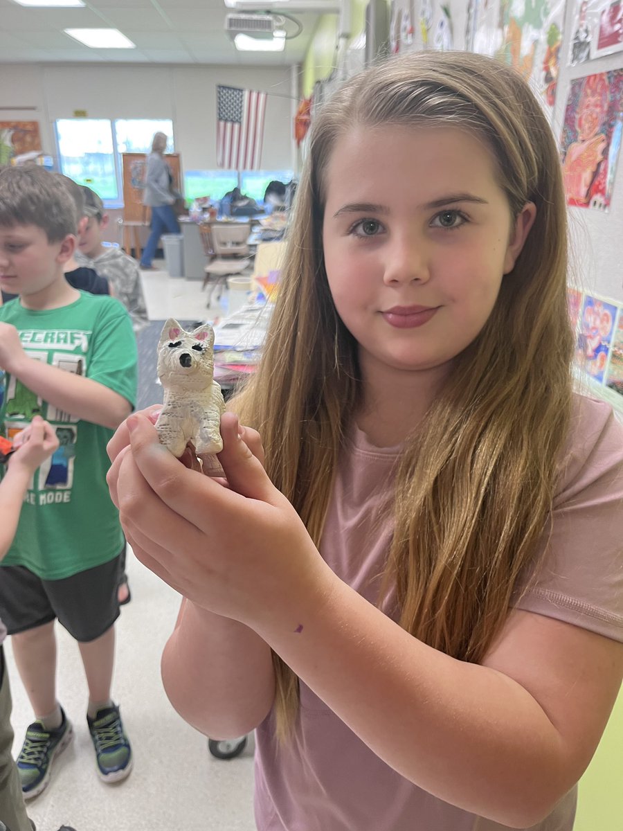 In art class with @mrsconigs our 3rd graders made the endangered animal they researched! These were so precious and well done. I also love the connection between our classes! #bbbees