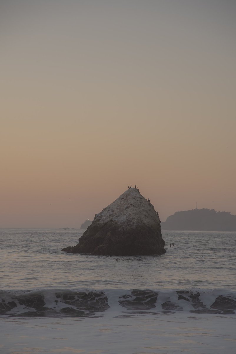 matalyncaptured's tweet photo. Cali Coast and Az Mountains @ sunset https://t.co/lFKkHsWTRE