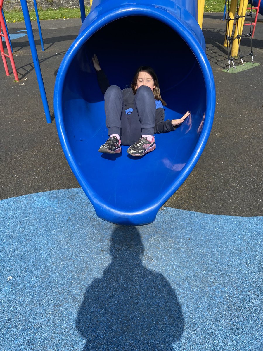 What better way to spend Golden time than a trip to the Fair Green on a sunny afternoon in Spring. ☀️🛝@criostri