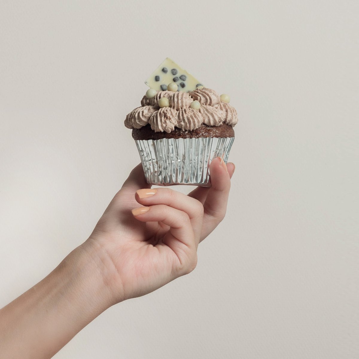 HappyStudioMx's tweet photo. Inspirados en los momentos dulces de la vida, en Happy Studio diseñamos la identidad de una marca que nos hace decir: “Cuando la magia sucede.” RicoNais es un taller especializado en el diseño y la elaboración de postres y pasteles.

Conoce más: https://t.co/hJxxfMHMDI https://t.co/Ihu3idoqHZ