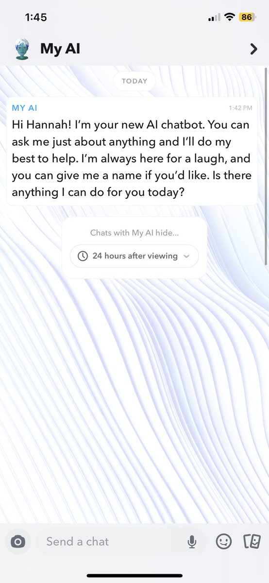 HannahGraceRy's tweet photo. What is this why did it randomly message me n why can’t I delete it? @snapchatsupport @Snapchat https://t.co/76RBAZnkpB